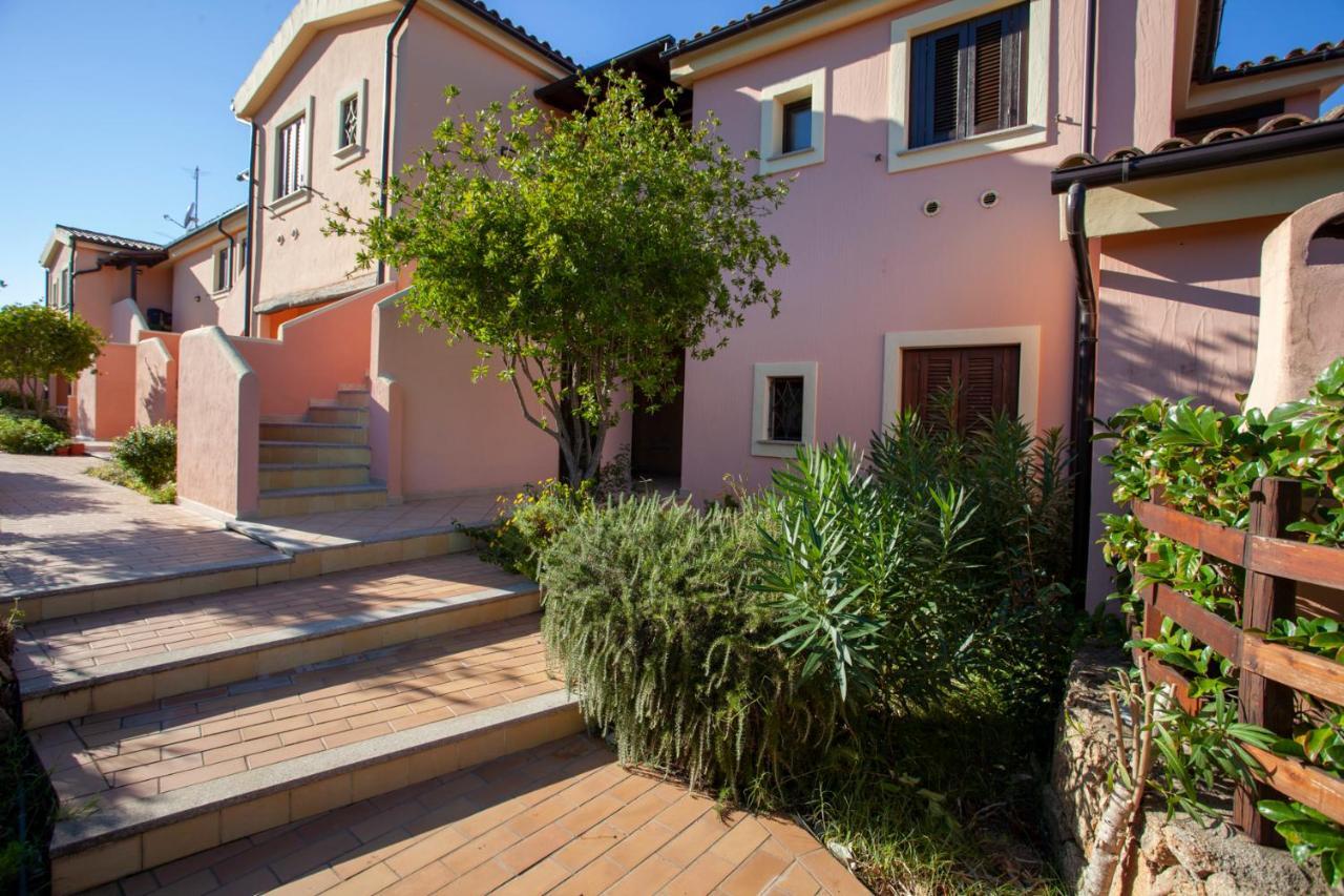 Appartamento Mare Olbia - Murta Maria Eksteriør bilde
